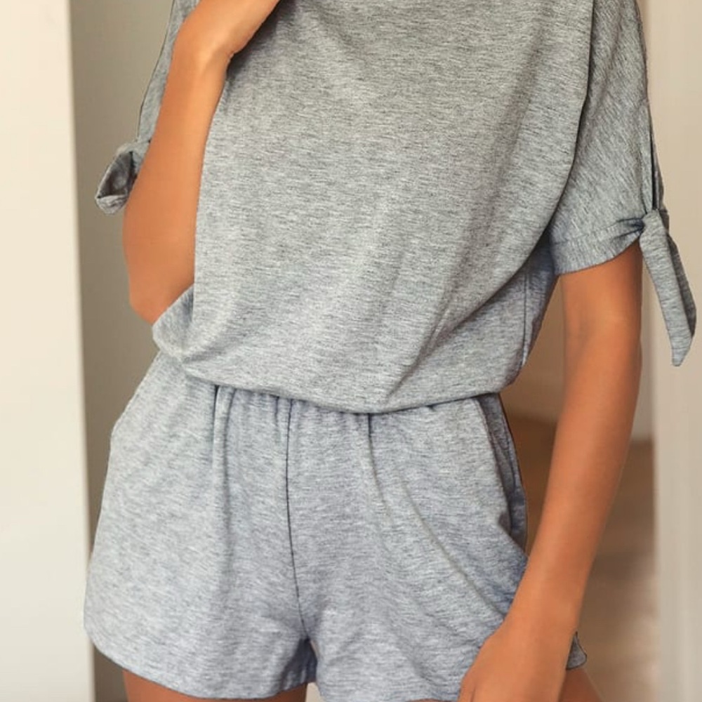 Lulus Heather Grey Always Lounging Tie Sleeve Romper XS